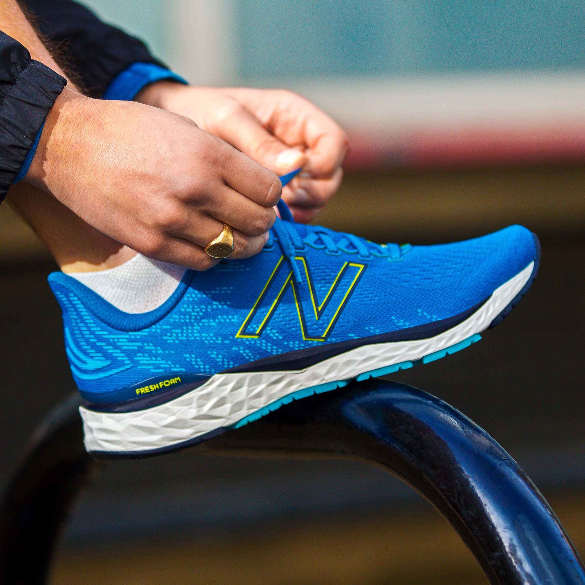 Side profile of a Fresh Foam 880v11