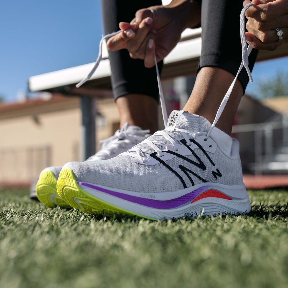 Performance Running Shoes & Clothing New Balance