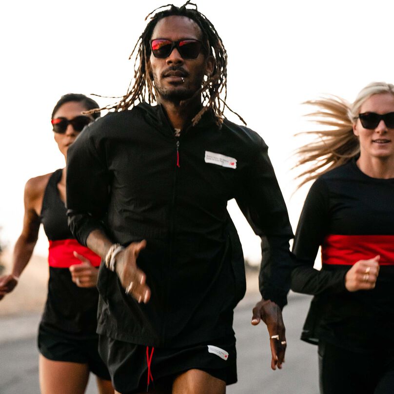 runners wearing nb