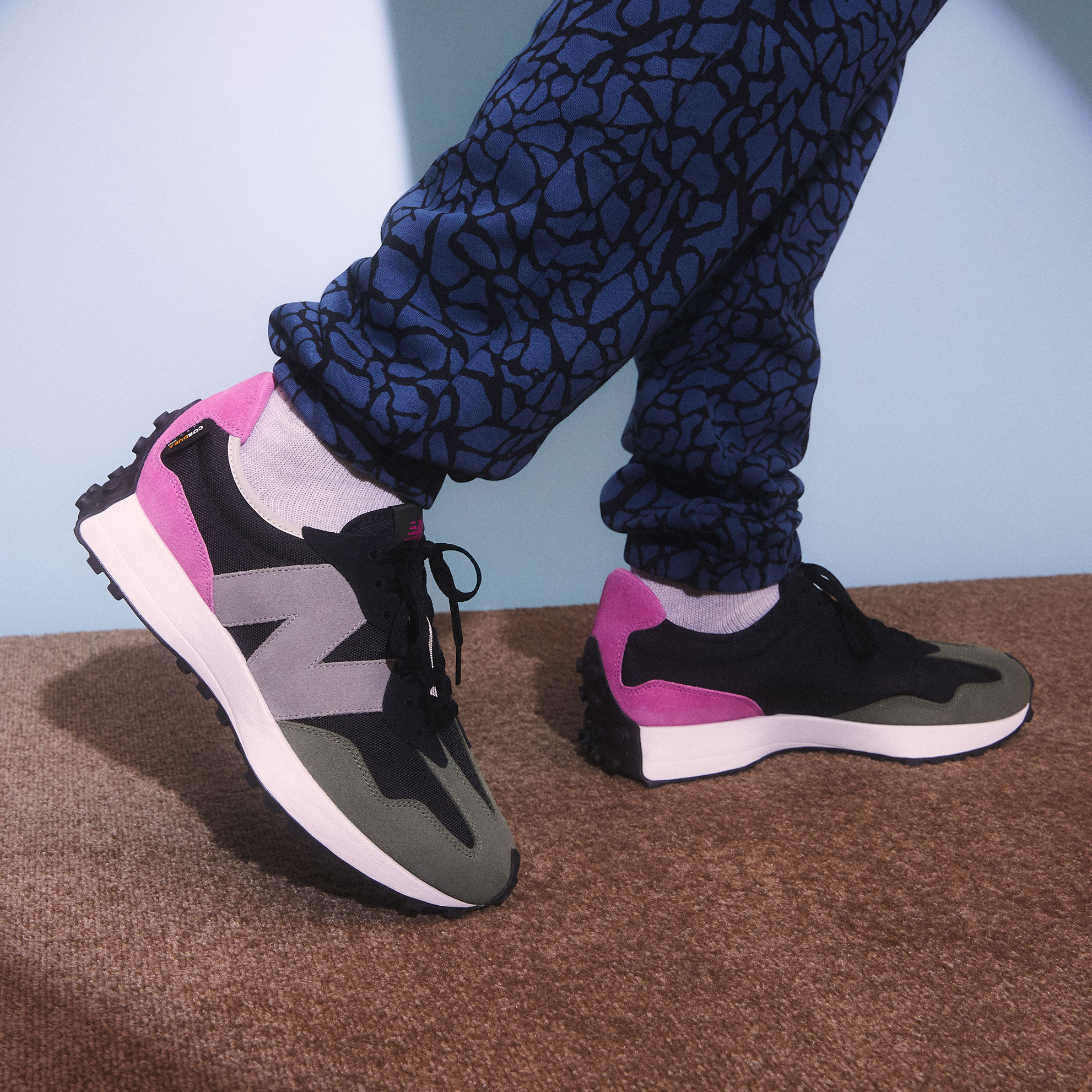 tenis new balance todo preto